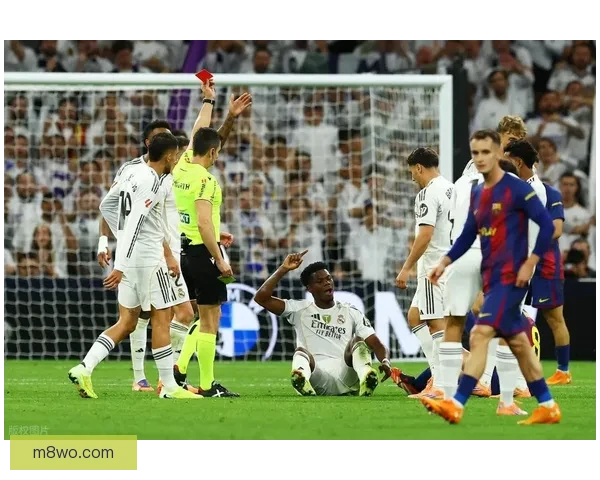 以拒绝续约拒绝巴萨拜仁今夏目标直指皇马转会强势表态只等伯纳乌